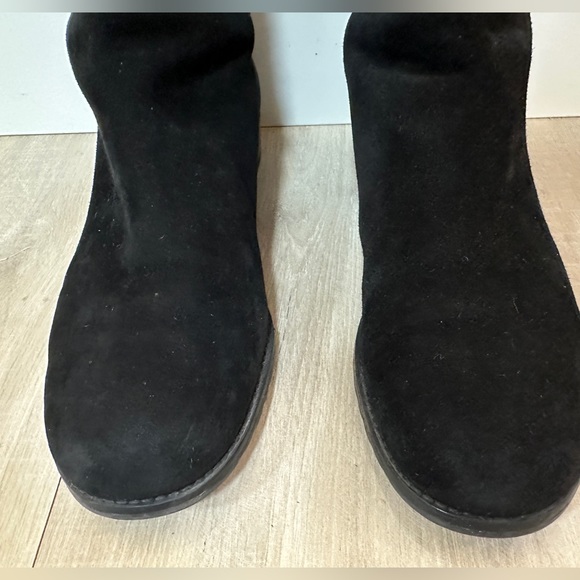 Stuart Weitzman 5050 Suede Boots - Picture 7 of 11